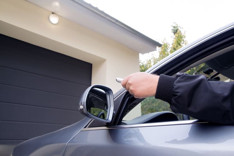automatismes de portes de garage à TOULON